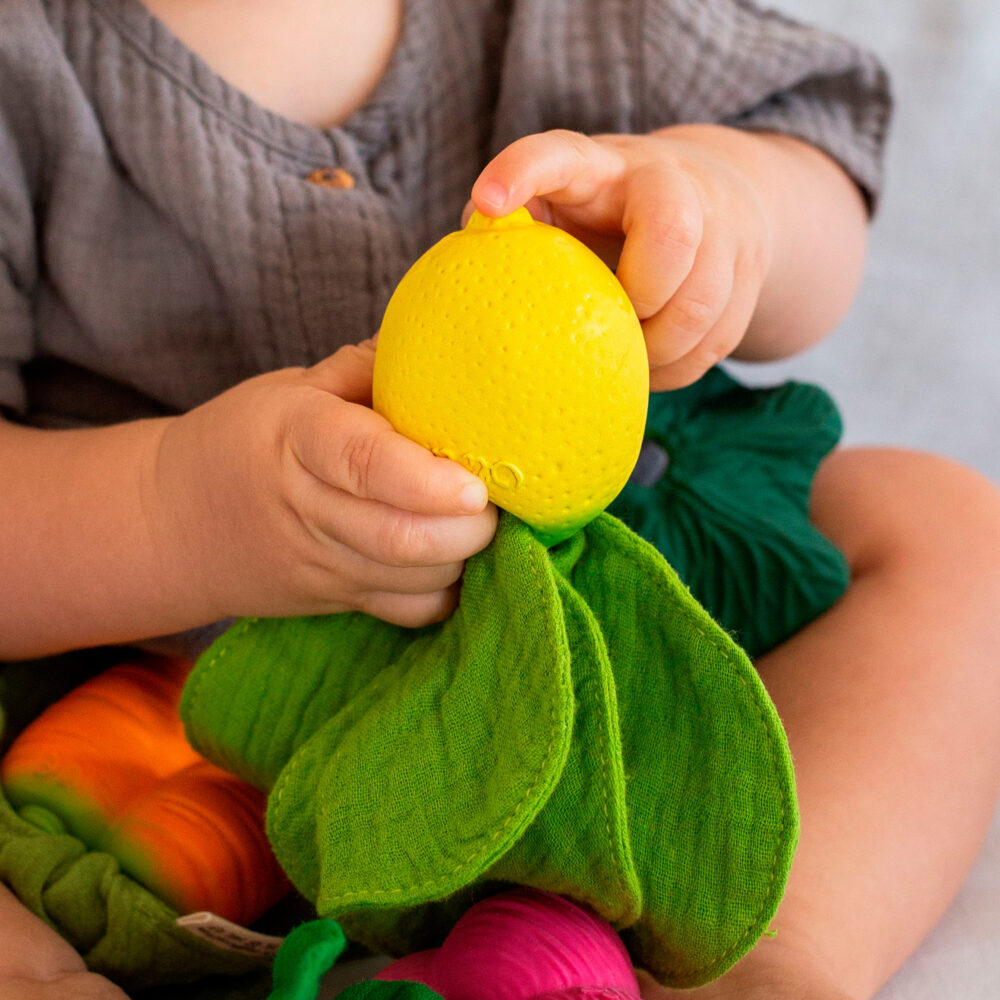 MINI DOUDOU – MORDEDOR JOHN LEMON OLI & CAROL