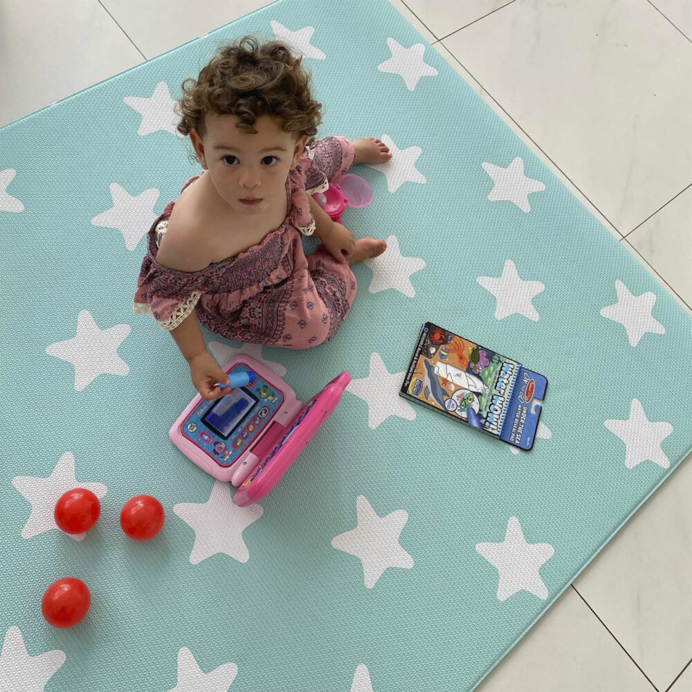 ALFOMBRA PLAY MAT CON ESTRELLAS MÖB