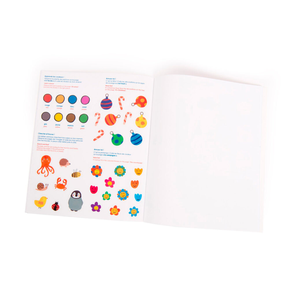 CUADERNO PARA COLOREAR DE 28 PÁGINAS CON STICKERS COLECCIÓN LES POPIPOP