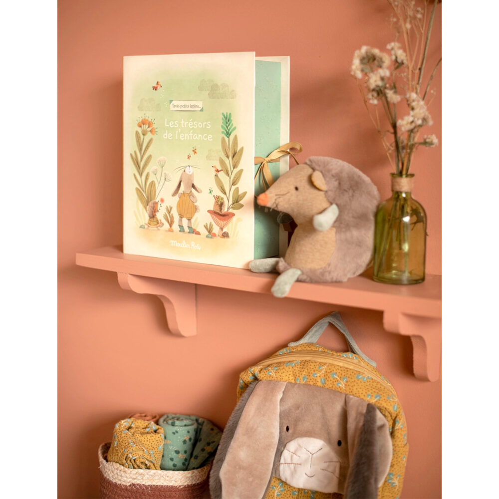 CAJONERA DE NACIMIENTO EN ESPAÑOL COLECCIÓN TRES CONEJITOS