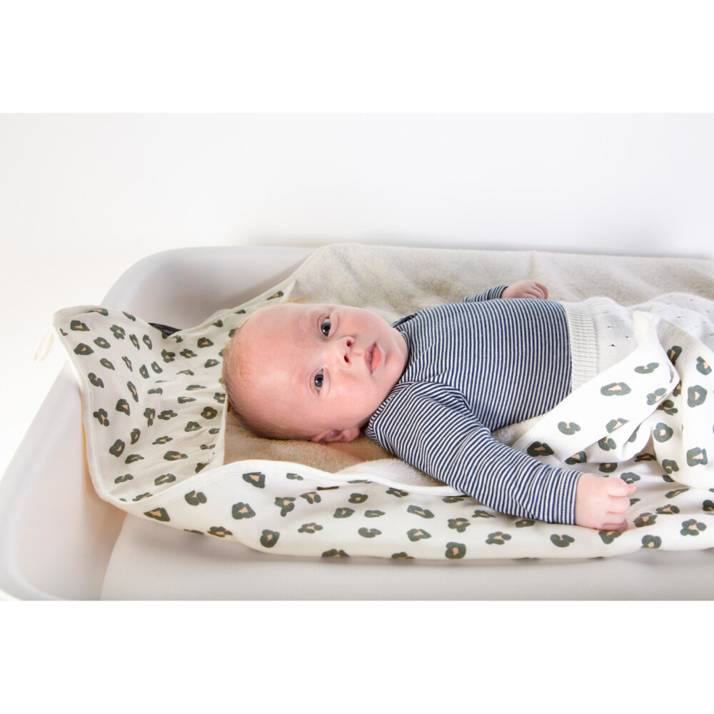 CAPA DE BAÑO Y DE CARA PARA BEBÉS DE 80 X 80 CM JERSEY LEOPARD CHILDHOME