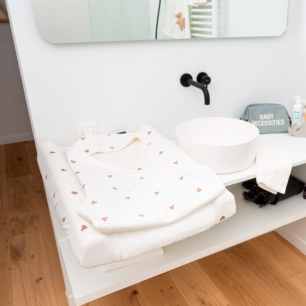 CAPA DE BAÑO Y DE CARA PARA BEBÉS DE 80 X 80 CM JERSEY CORAZONES CHILDHOME