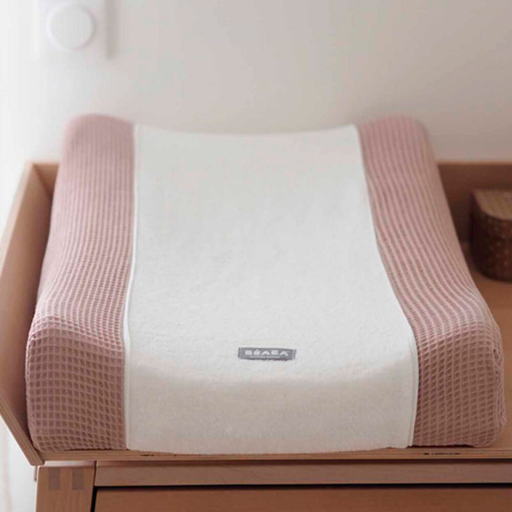 FUNDA PARA CAMBIADOR MODELO SOFALANGE COLOR ROSADO BEABA