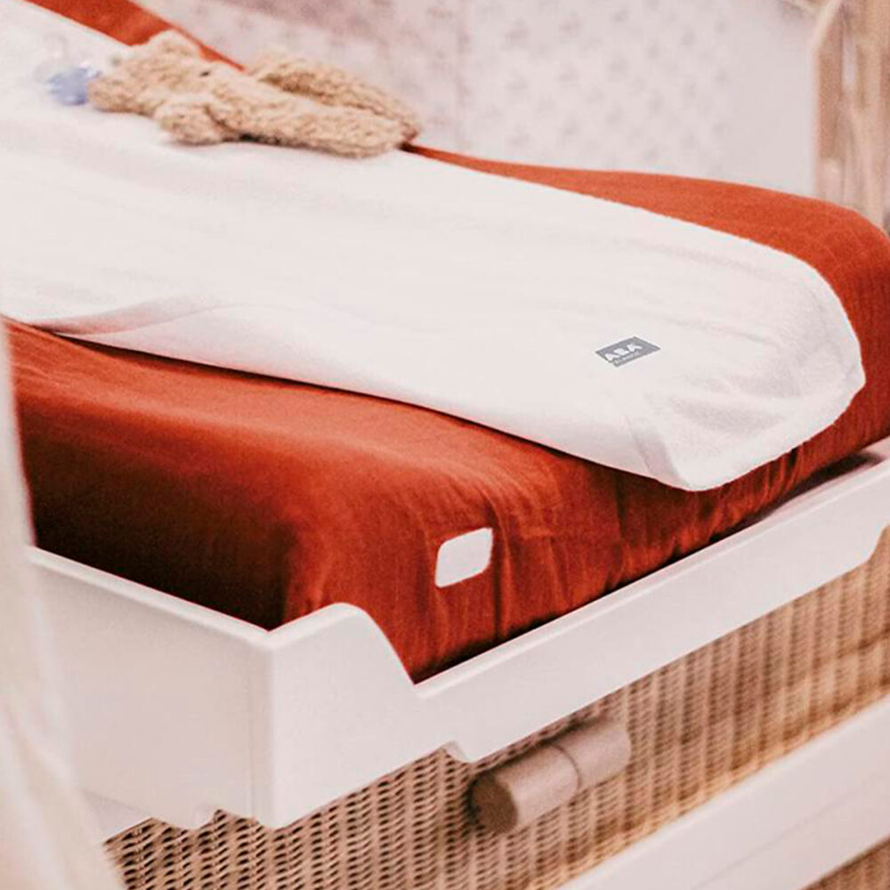 FUNDA PARA CAMBIADOR MODELO SOFALANGE COLOR BRICK BEABA