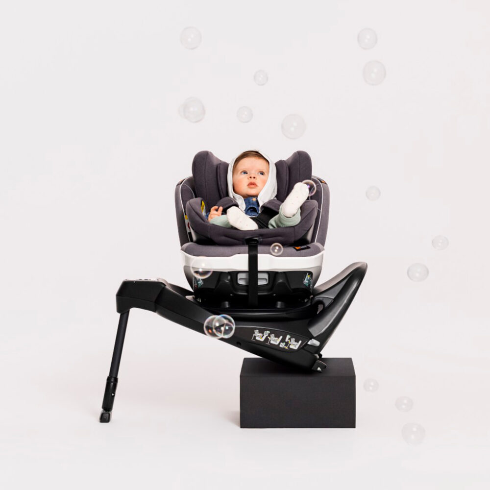 SILLA DE AUTO GIRATORIO 360° DE 0 MESES A 4 AÑOS MODELO IZI TURN B I-SIZE BESAFE