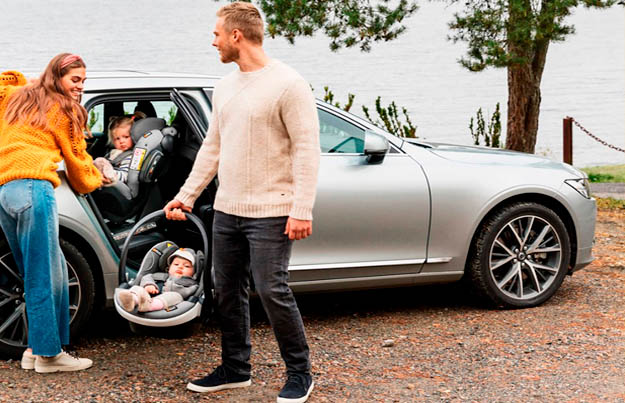Consejos al viajar con niños en auto
