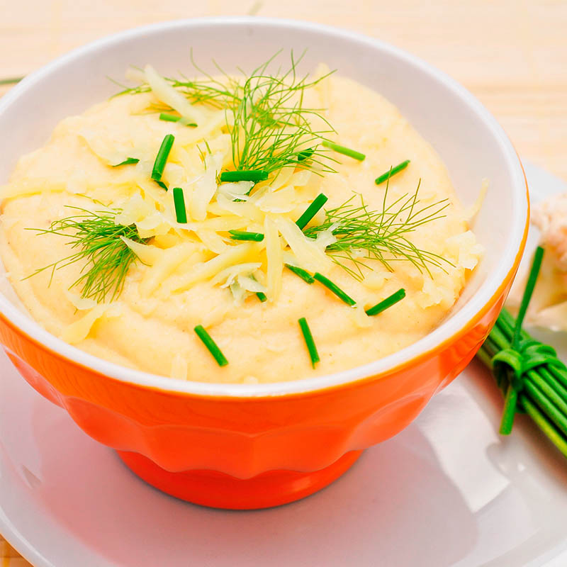 Puré de coliflor con papa y pescado al vapor