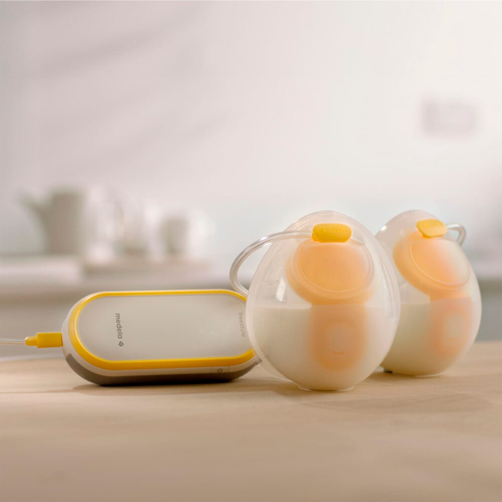 EXTRACTOR DOBLE ELÉCTRICO DE LECHE MATERNA FREESTYLE HANDS FREE MEDELA