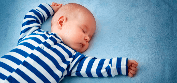 siesta bebe|||||||familia feliz|bebe siesta|sleppy stokke|bebe brazos|cuidados bebe