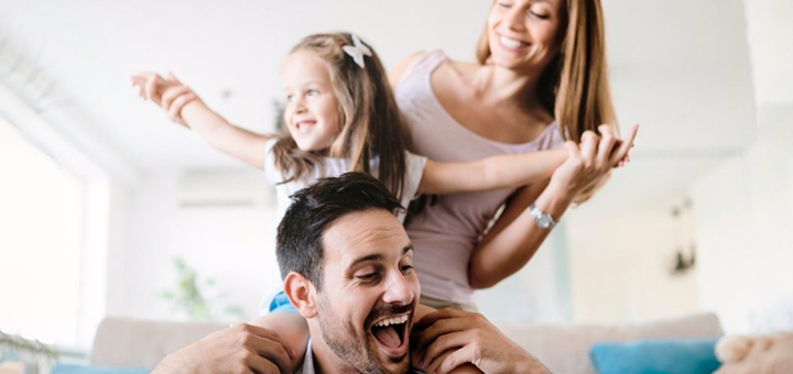 8 Gestos de los padres que dan buen ejemplo a los niños sin darnos cuenta