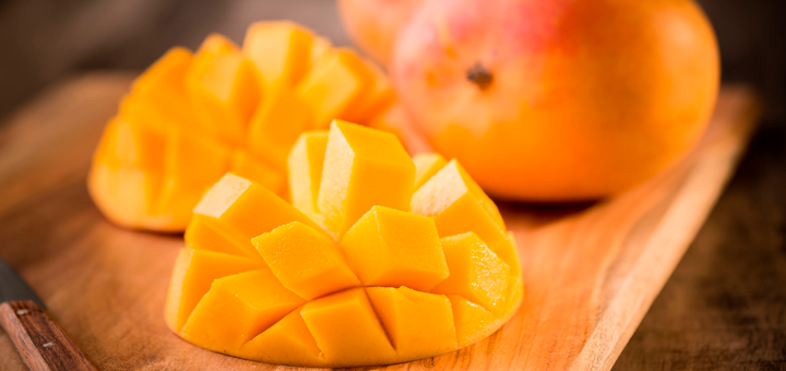 Papilla de Mango, Pera y Fresa