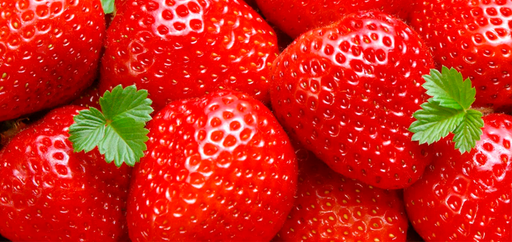 Paletas de Fresa con Yogur