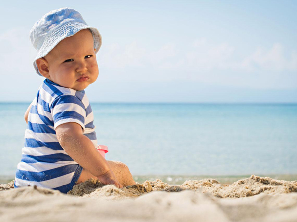 Golpes de calor: ¡cuidado con los menores de un año!