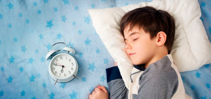 Cómo y cuándo quitar el pañal de la noche a los niños