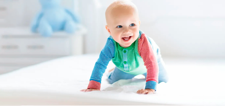 Cómo promover el movimiento libre del bebé en casa
