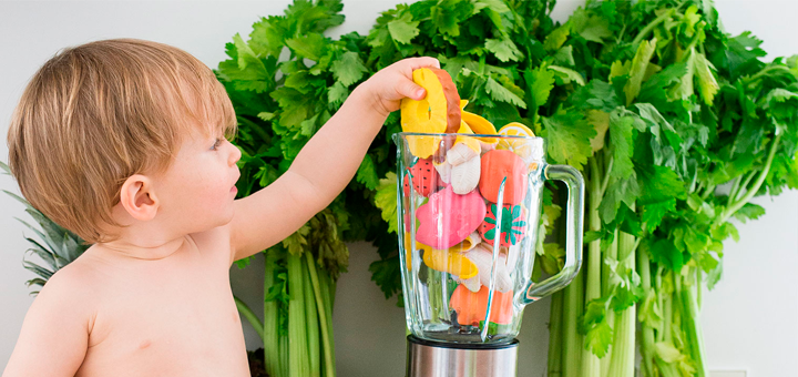 Oli & Carol, mordedores que animan a los niños a comer frutas y verduras