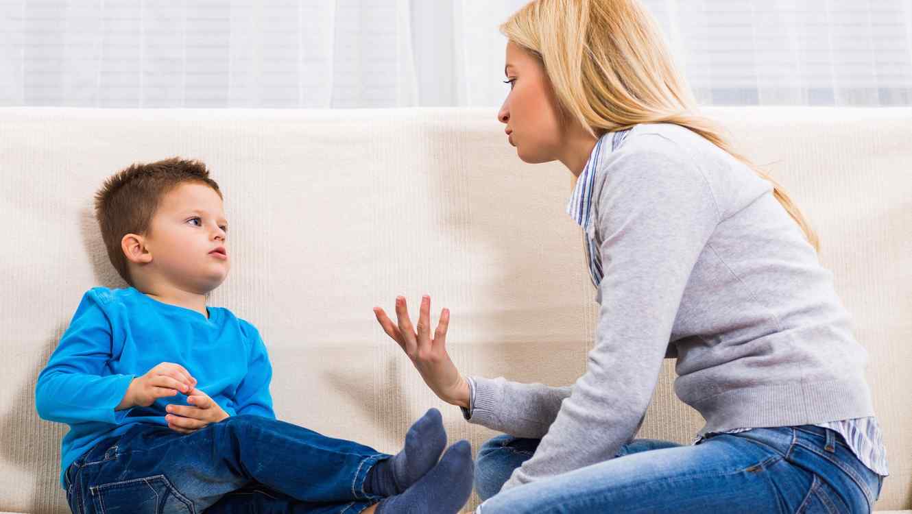10 Pautas para regañar a un niño de forma positiva