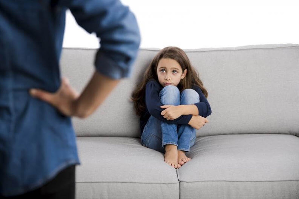 10 Pautas para regañar a un niño de forma positiva