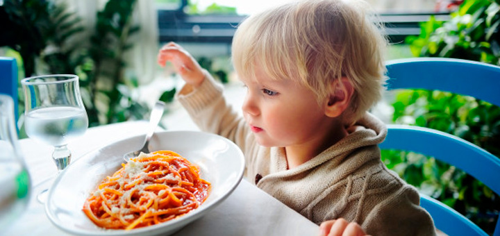 ¿Qué hacer cuando el niño no quiere comer?