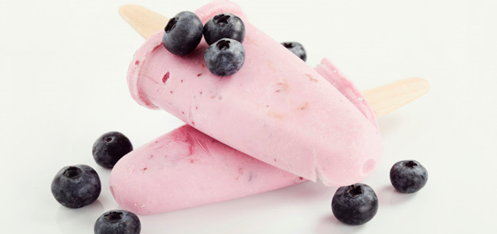 Paletas de Arándanos con Yogurt