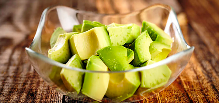 7 Alimentos hidratantes para tu bebé en verano
