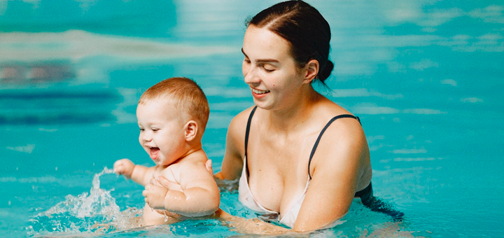 5 Beneficios de la natación en bebés