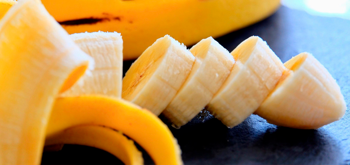 Papilla de Fresas y Plátano