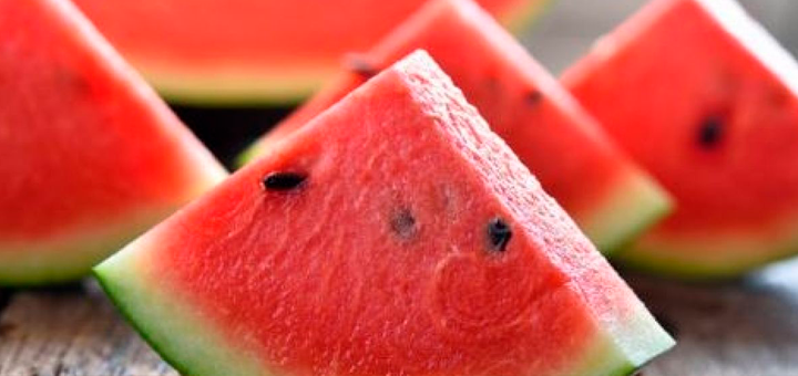Paletas de Sandia y Fresa