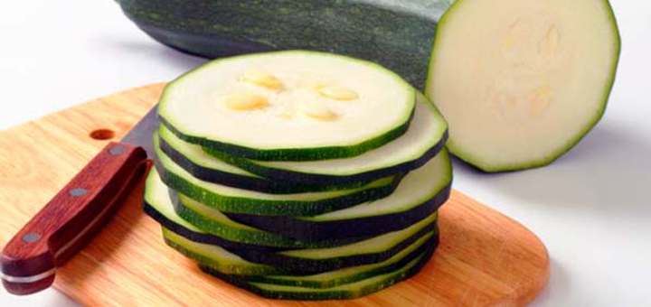 Pure de Brócoli con Zucchini y Manzana