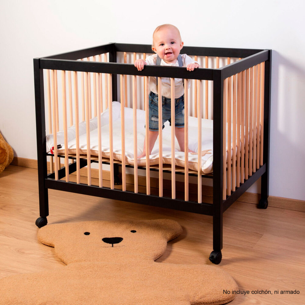CUNA MODELO PA97 PARA BEBÉS DE 0 A 36 MESES DE 95 X 75 CM COLOR NEGRO/NATURAL CHILDHOME