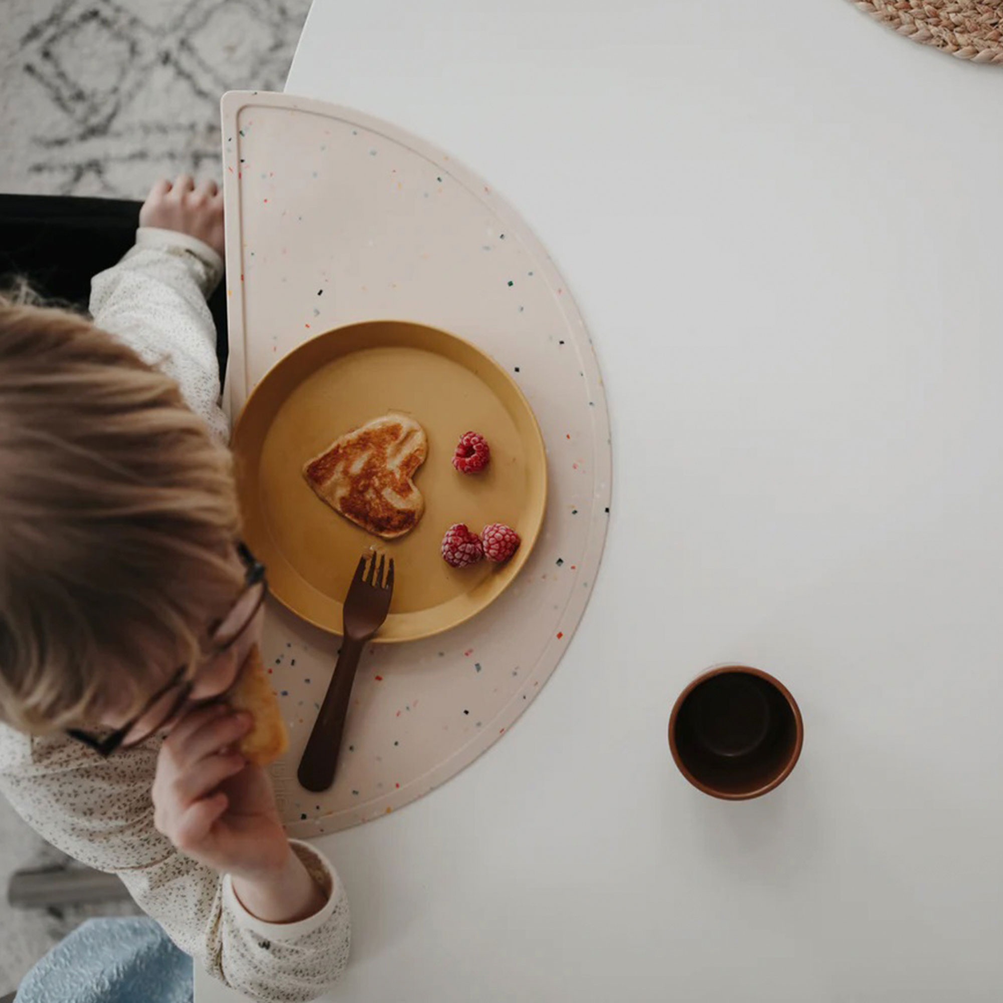 SET DE 2 PLATOS DE POLIPROPILENO MUSHIE SET DE 2 PLATOS DE POLIPROPILENO MUSHIE