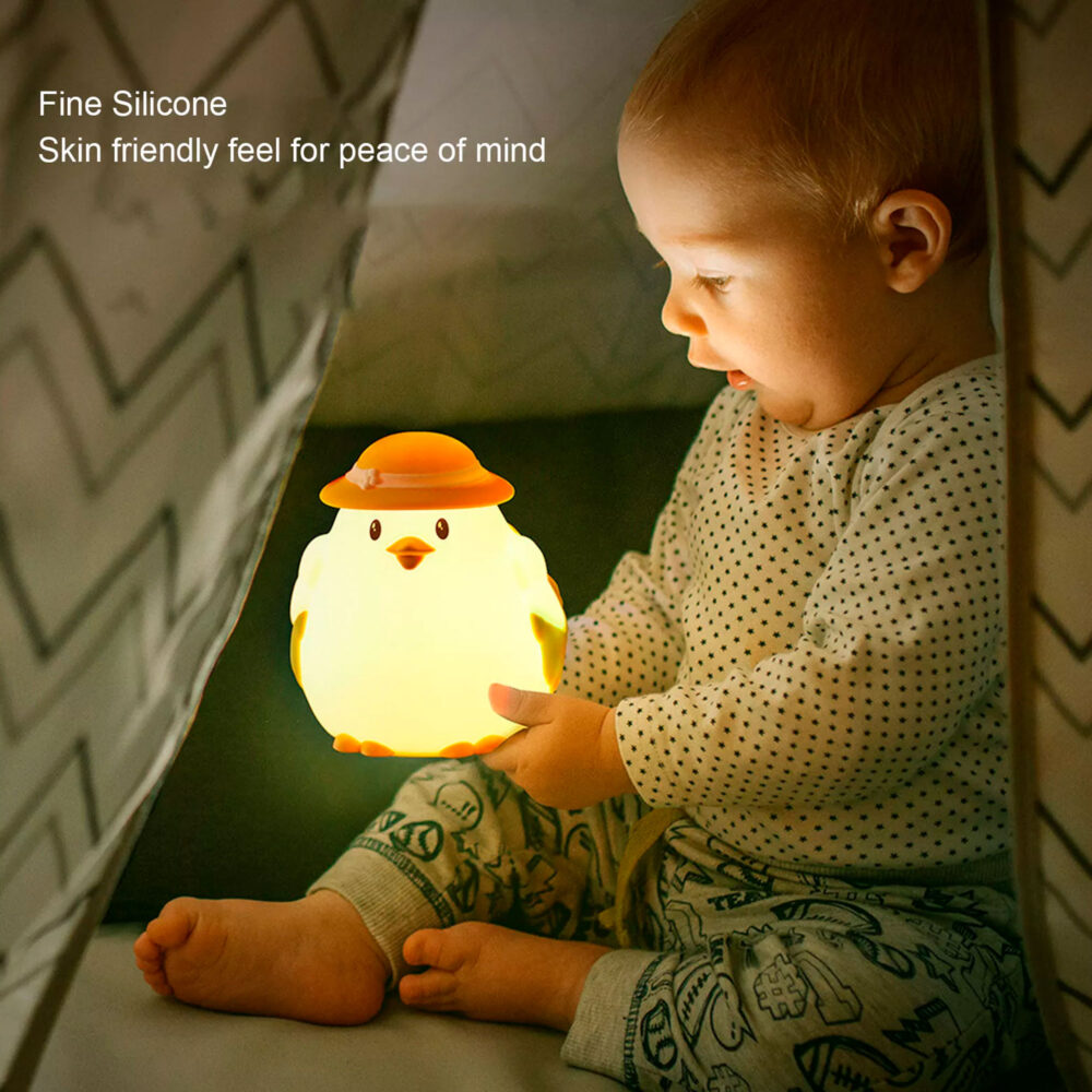 LÁMPARA LED DE SILICONA FORMA DE POLLITO IMAGEN CASA
