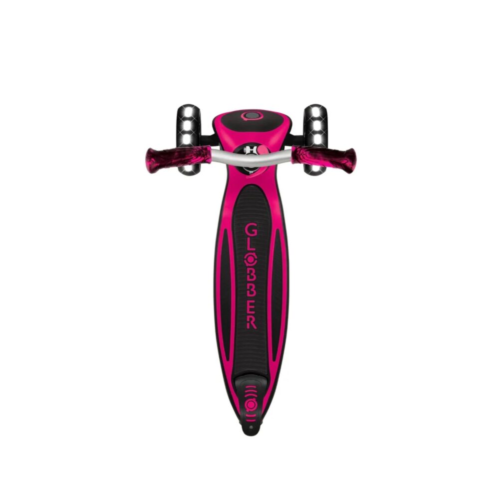 SCOOTER GLOBBER ACE LED FUCSIA