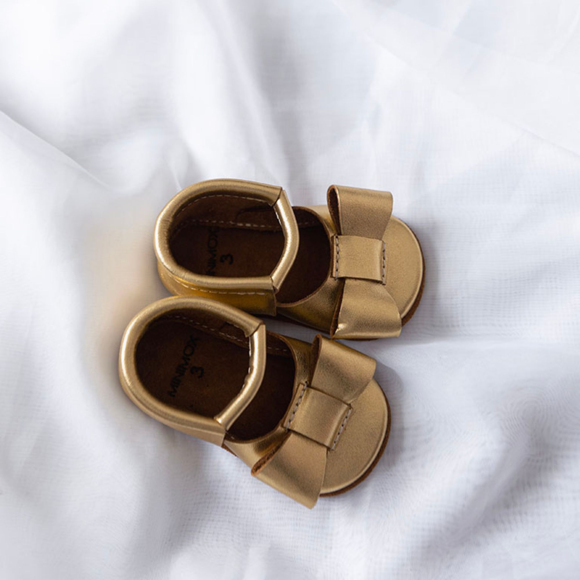 ZAPATOS JOLIE LAZO DORADO 100 % DE CUERO MINIMOX