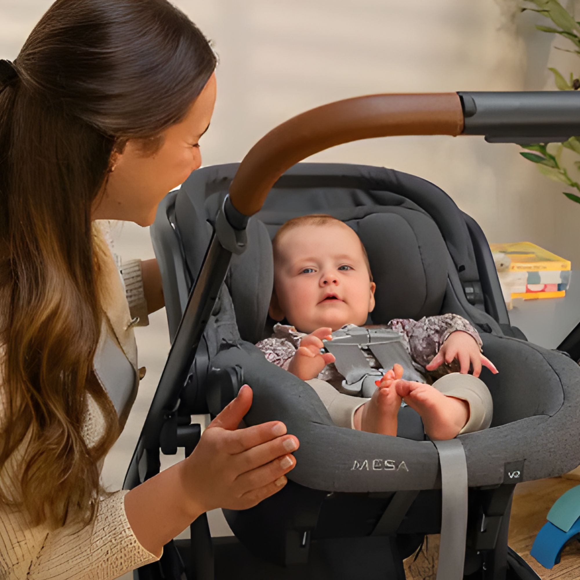 COCHE MODELO CRUZ V3 UPPABABY