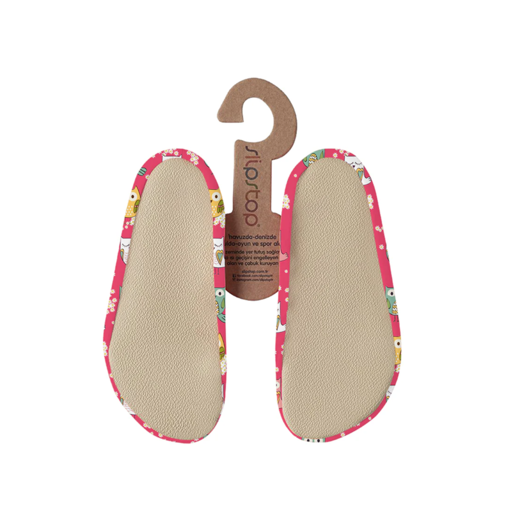 Zapatos antideslizantes multiusos Mod. Mari Búhos sobre fondo fucsia - Slipstop