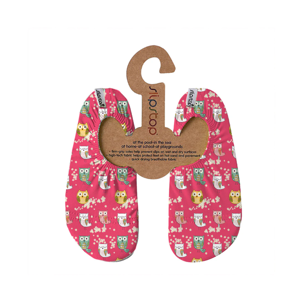 Zapatos antideslizantes multiusos Mod. Mari Búhos sobre fondo fucsia - Slipstop